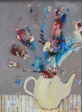 White teapot.  » Click to zoom ->